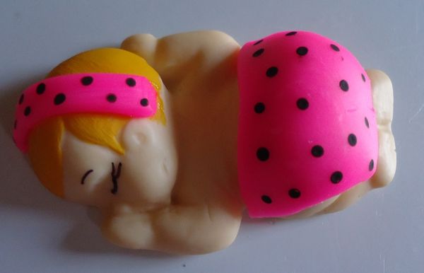 Bebê menina rosa